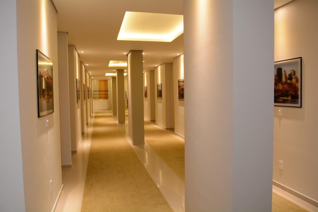 Excellence Plaza Hotel 博图卡图 外观 照片