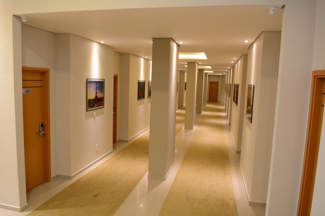 Excellence Plaza Hotel 博图卡图 外观 照片